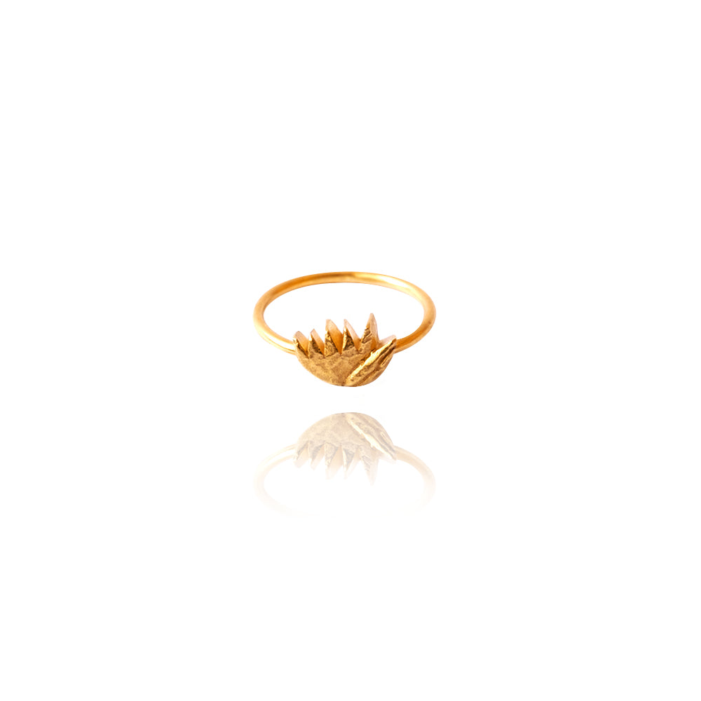 Natureza Tulip Solitaire Ring