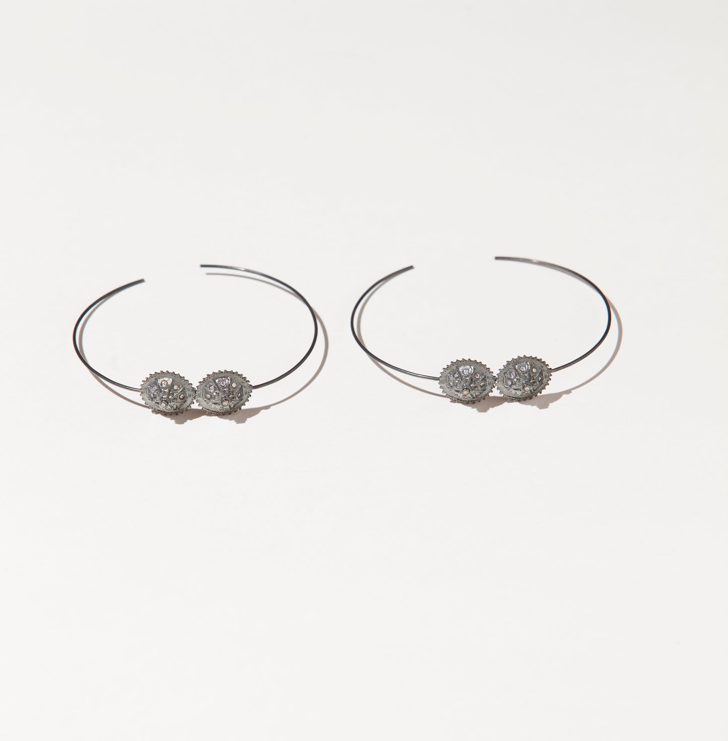 Aurora ring (single earring)
