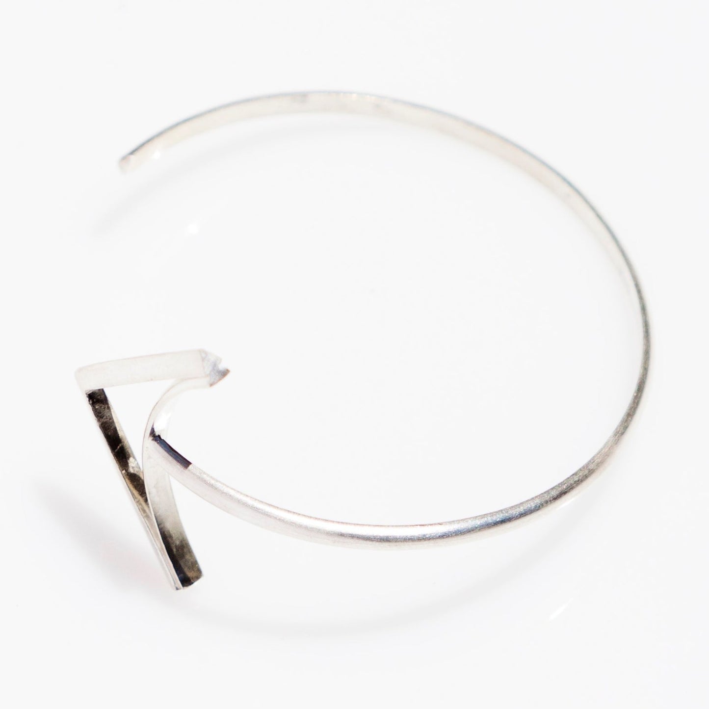 RV Arrow Bracelet