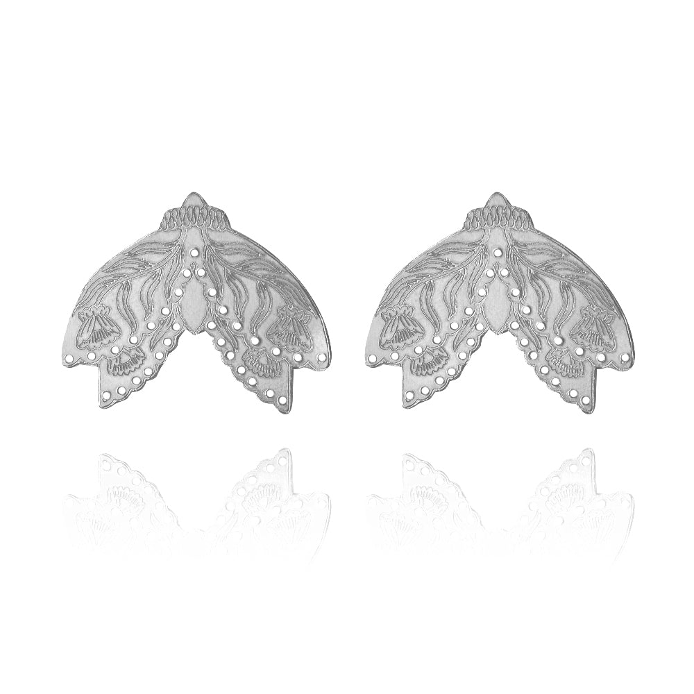 Natureza Large Moth Earring (single )