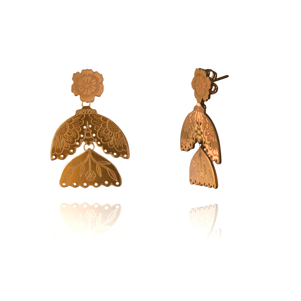 Natureza Flower Hinged Earring (single earring)