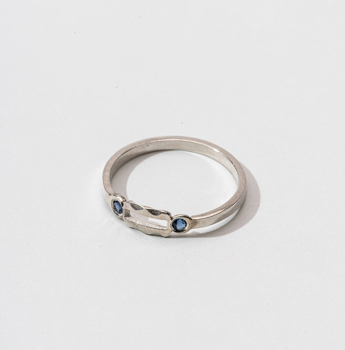 Alma Simple Ring