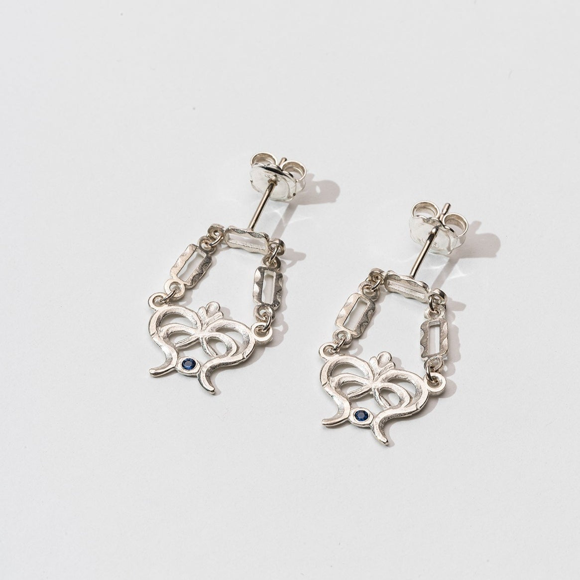 Alma Hinged Earring (single earring)