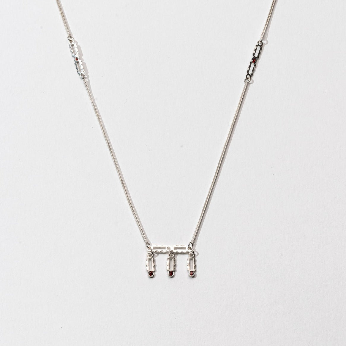 Alma Necklace