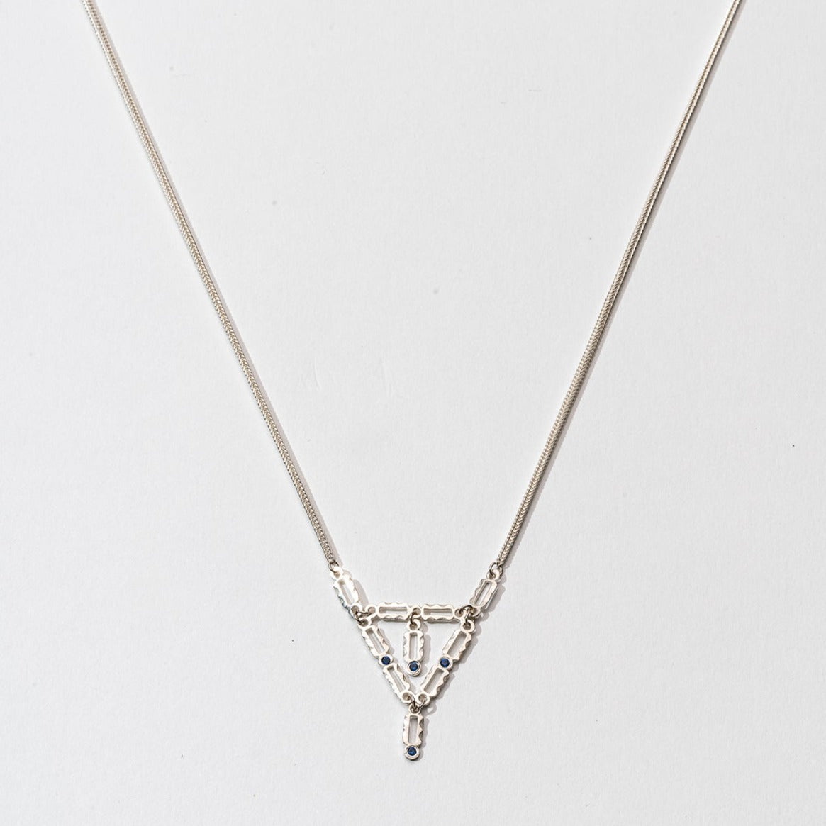 Alma Pendant