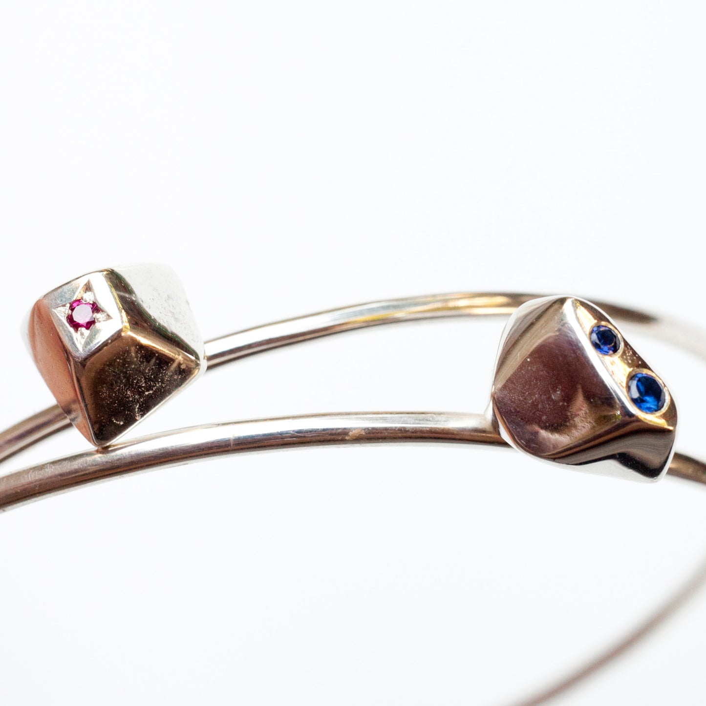 Talhe Single Bracelet (2 Stones)