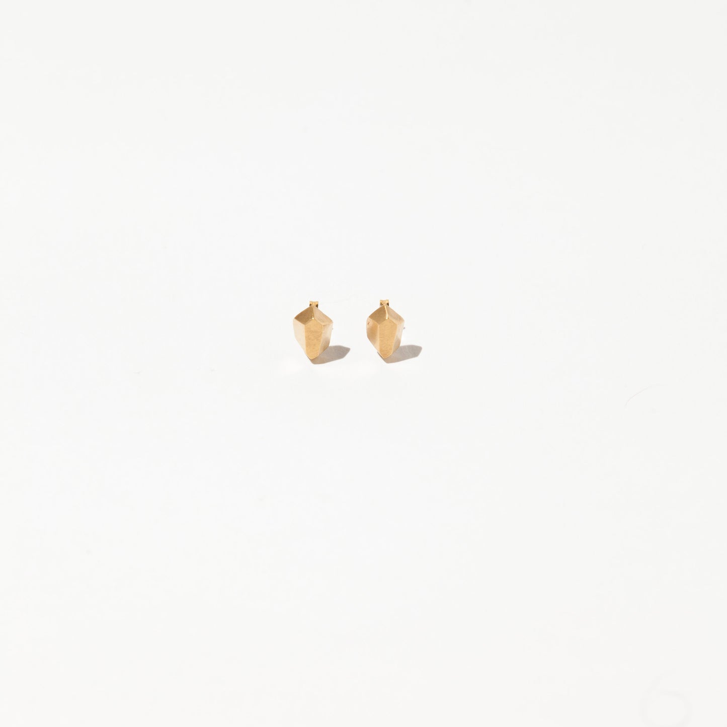 Talhe Earring (single earring)