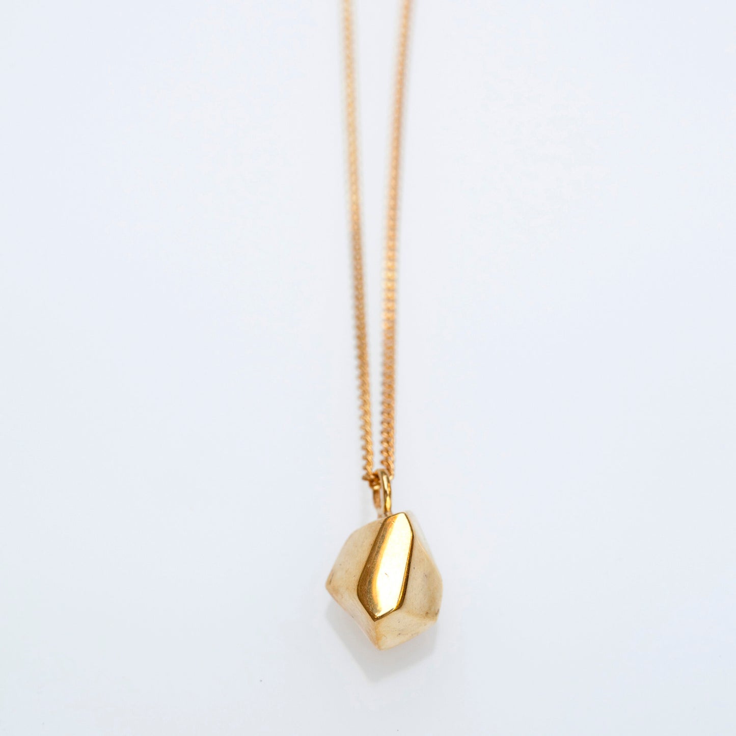 Talhe Pendant