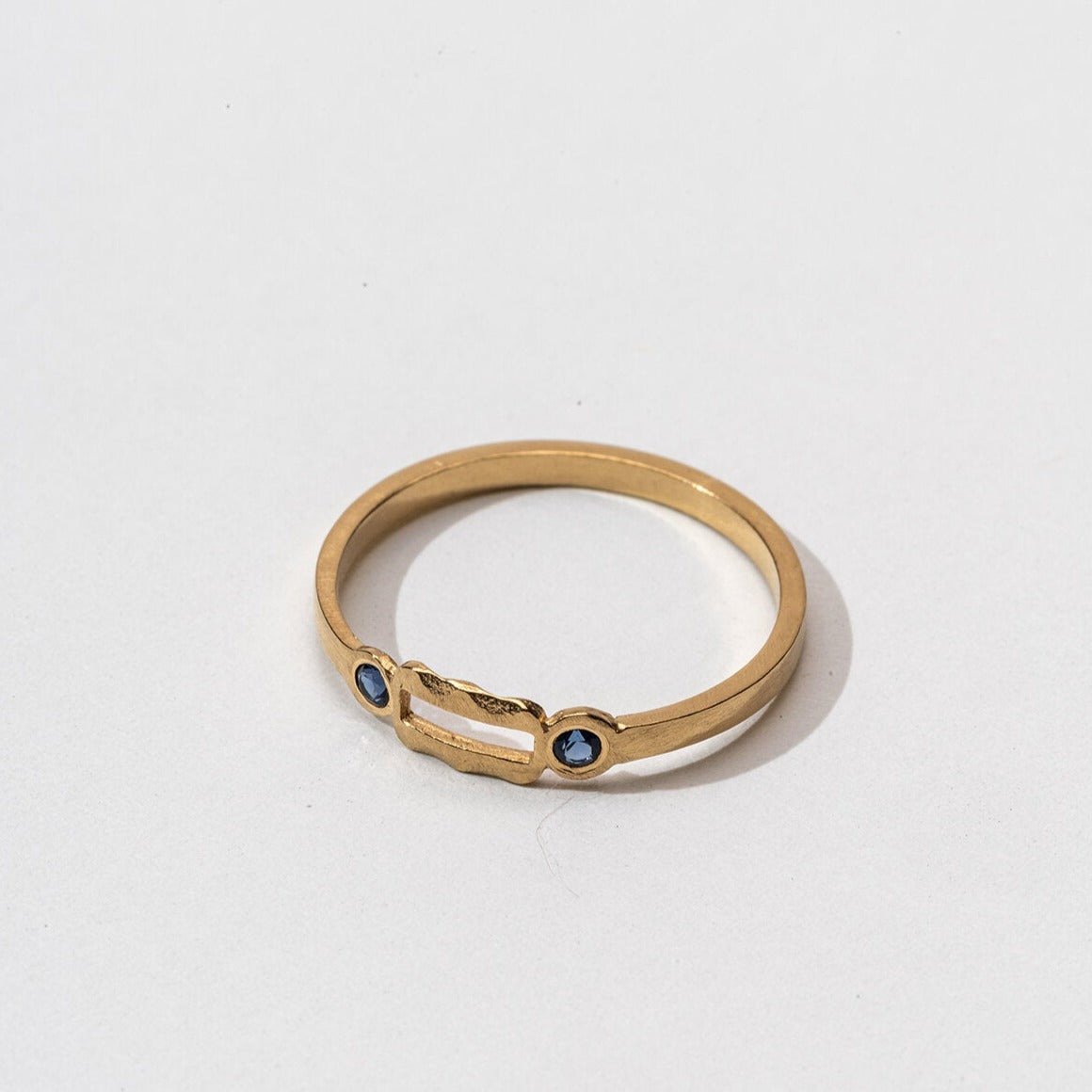 Alma Simple Ring
