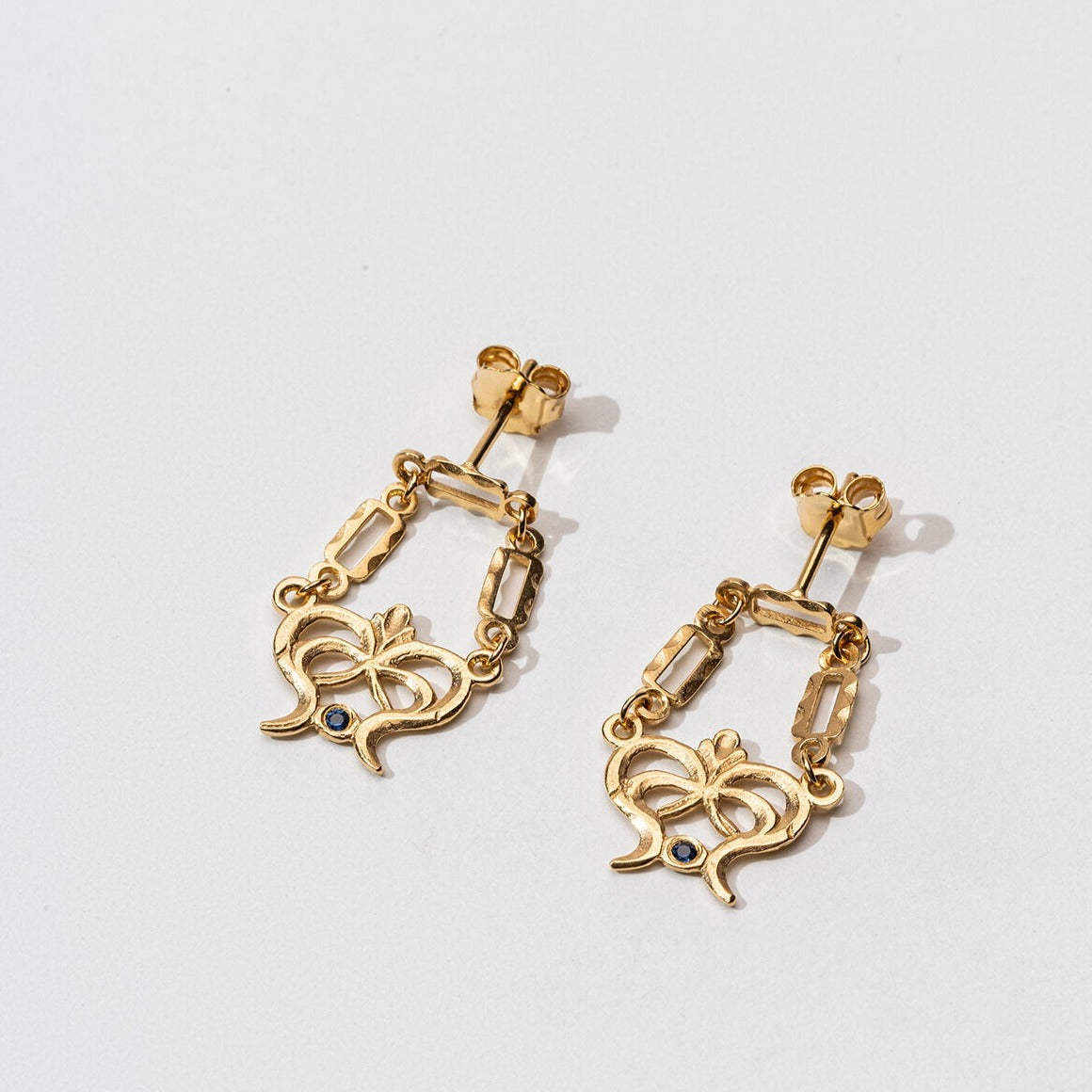 Alma Hinged Earring (single earring)