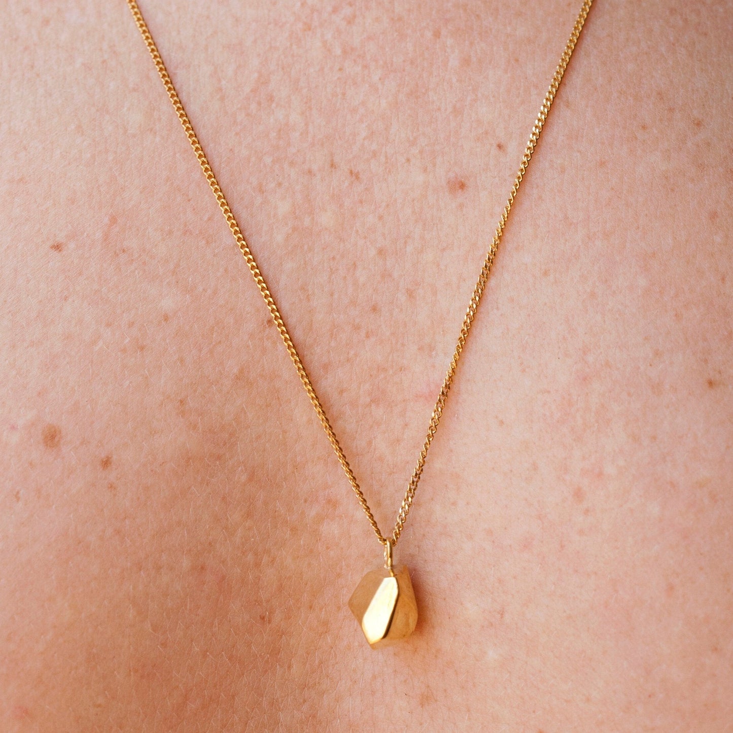 Talhe Pendant
