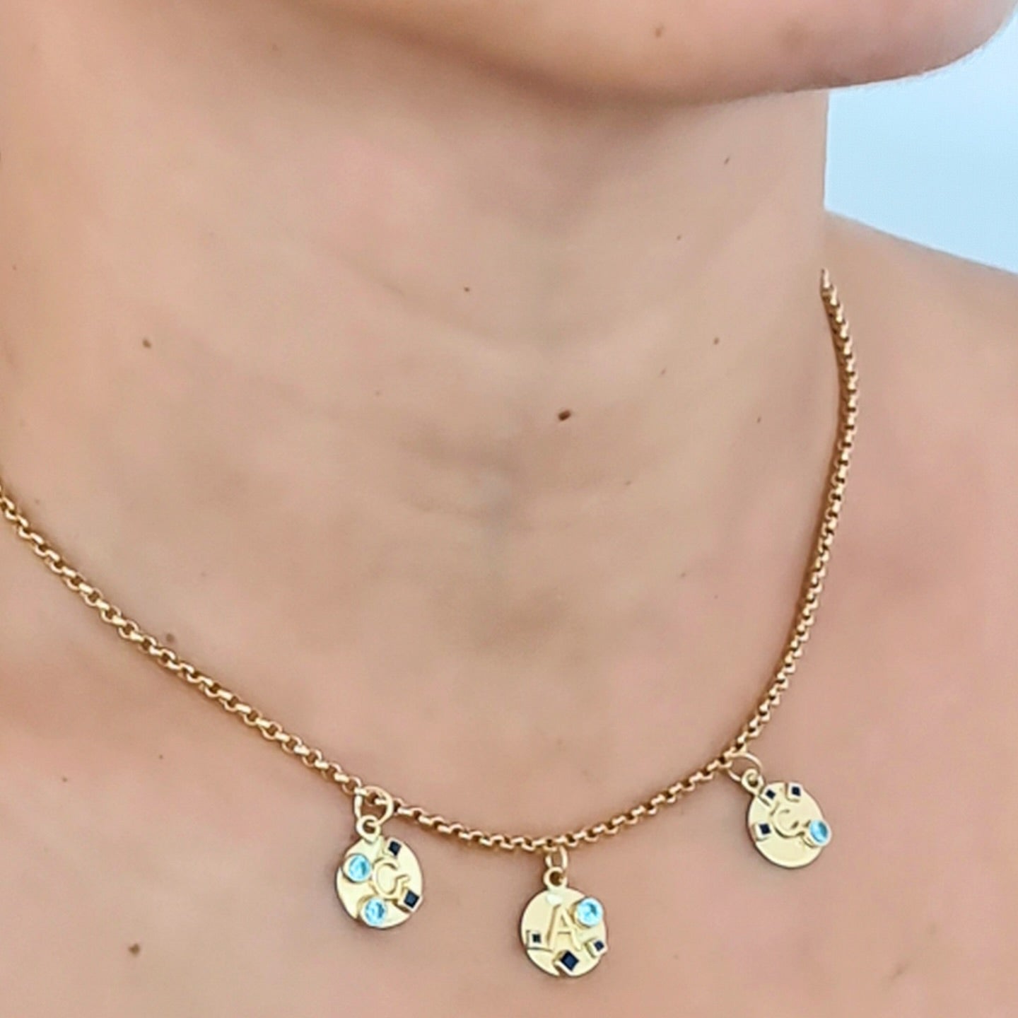 Colar 3 Medalhas - Águas-marinhas + Safiras