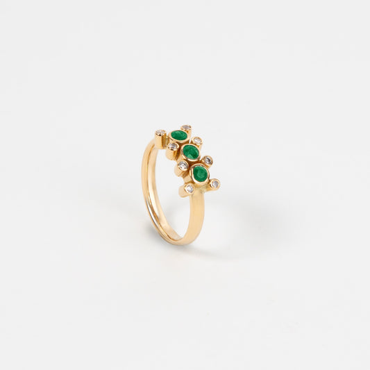 Anel de Noivado - Esmeralda + Diamantes